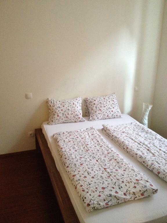 Debo Apartments - Contactless Check In Vienna Room photo
